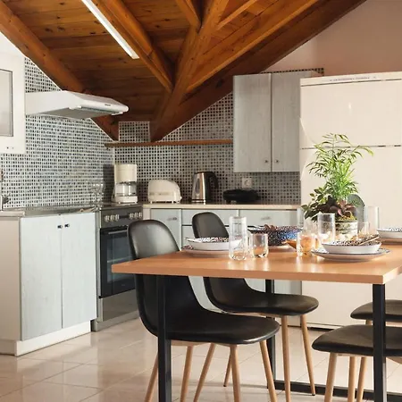 Apartament George Beachfront