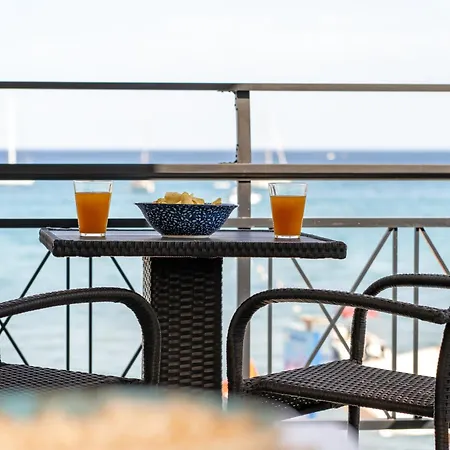 Apartament George Beachfront